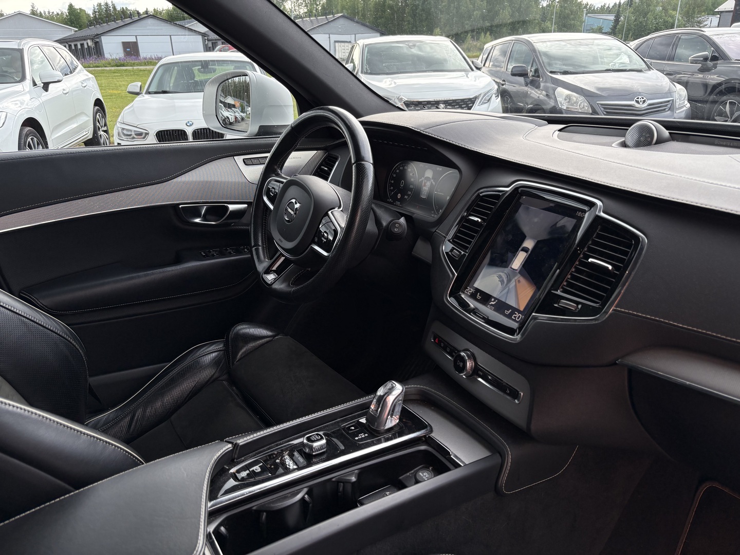 VOLVO XC90 2017