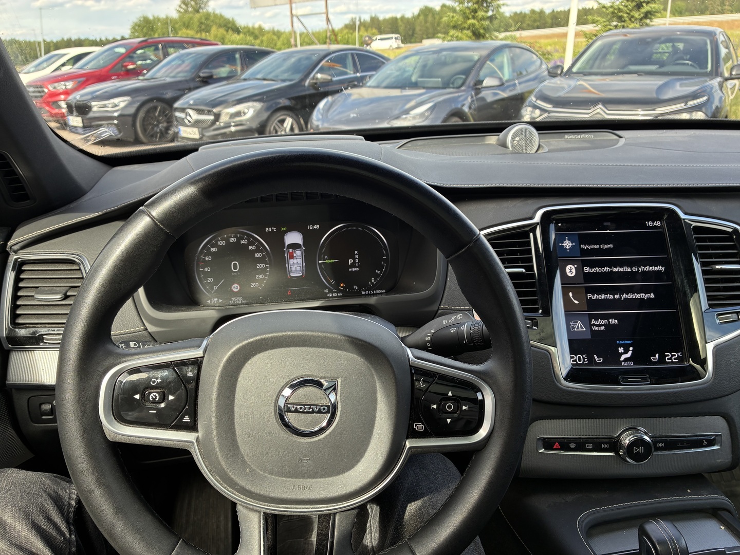 VOLVO XC90 2022