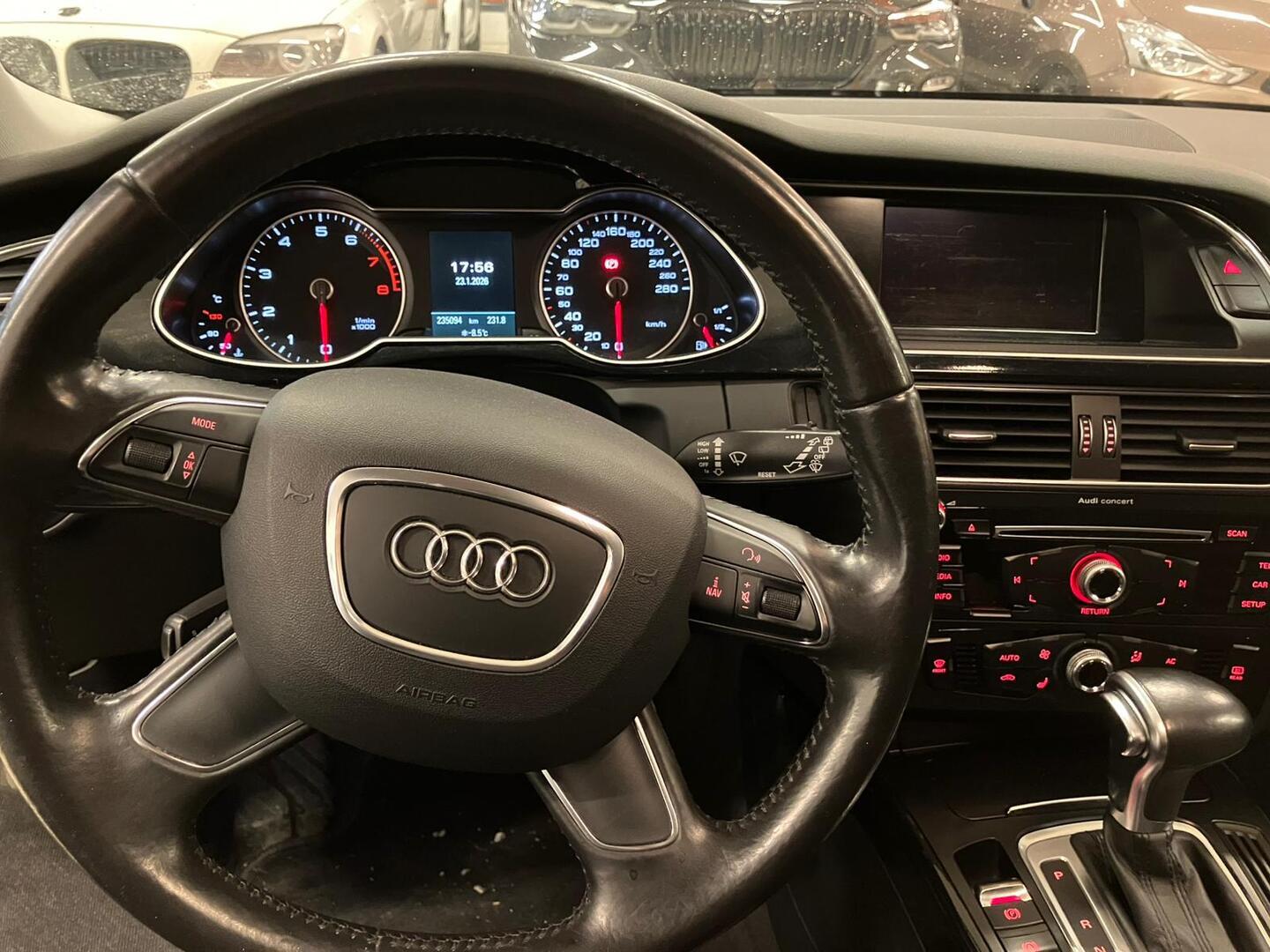 AUDI A4 2012