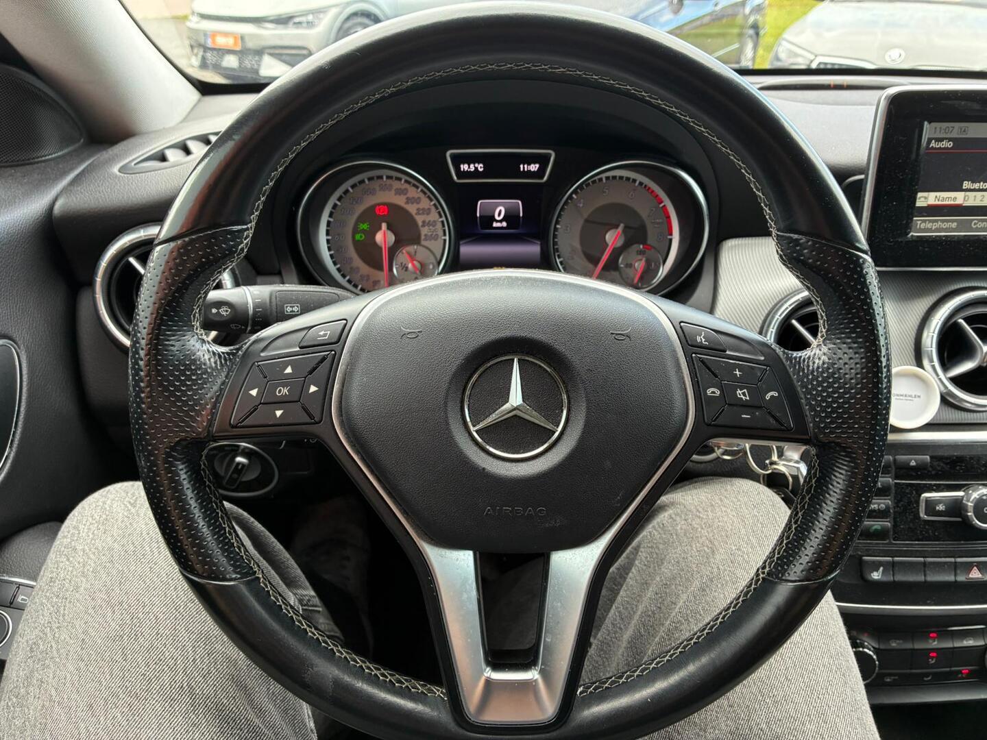 MERCEDES-BENZ CLA 2013