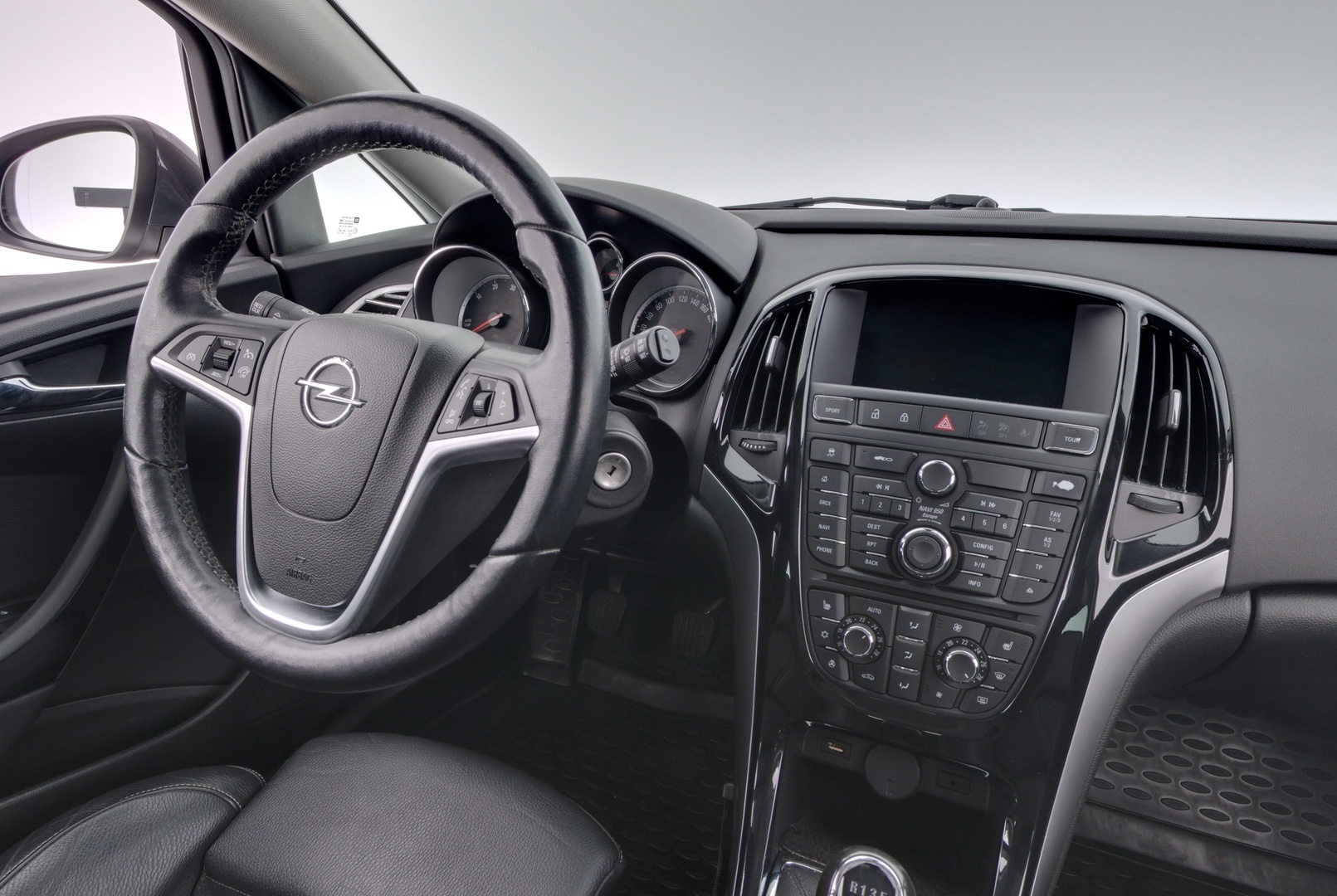 OPEL Astra 2015