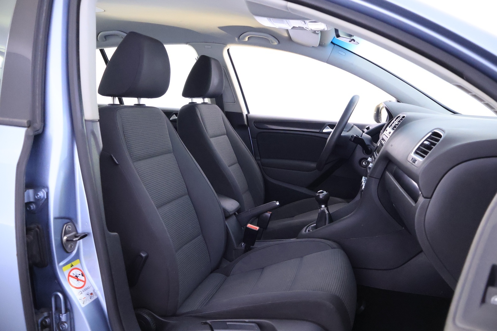 VOLKSWAGEN Golf 2010
