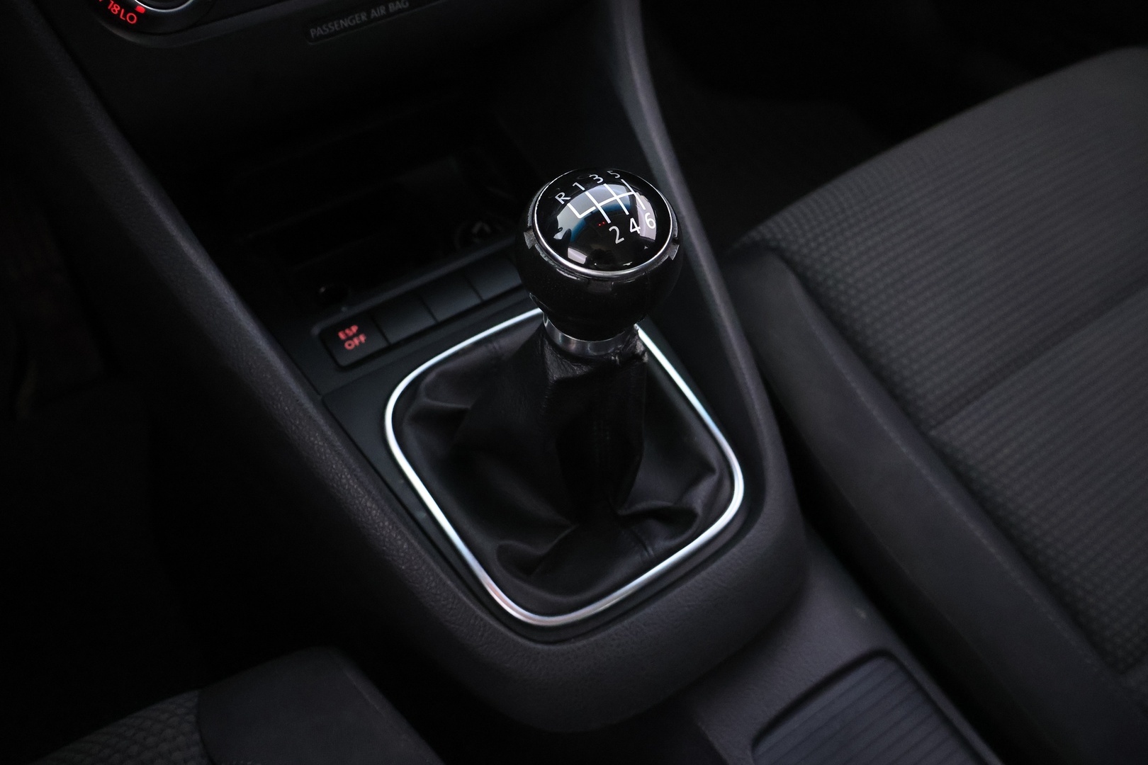 VOLKSWAGEN Golf 2010