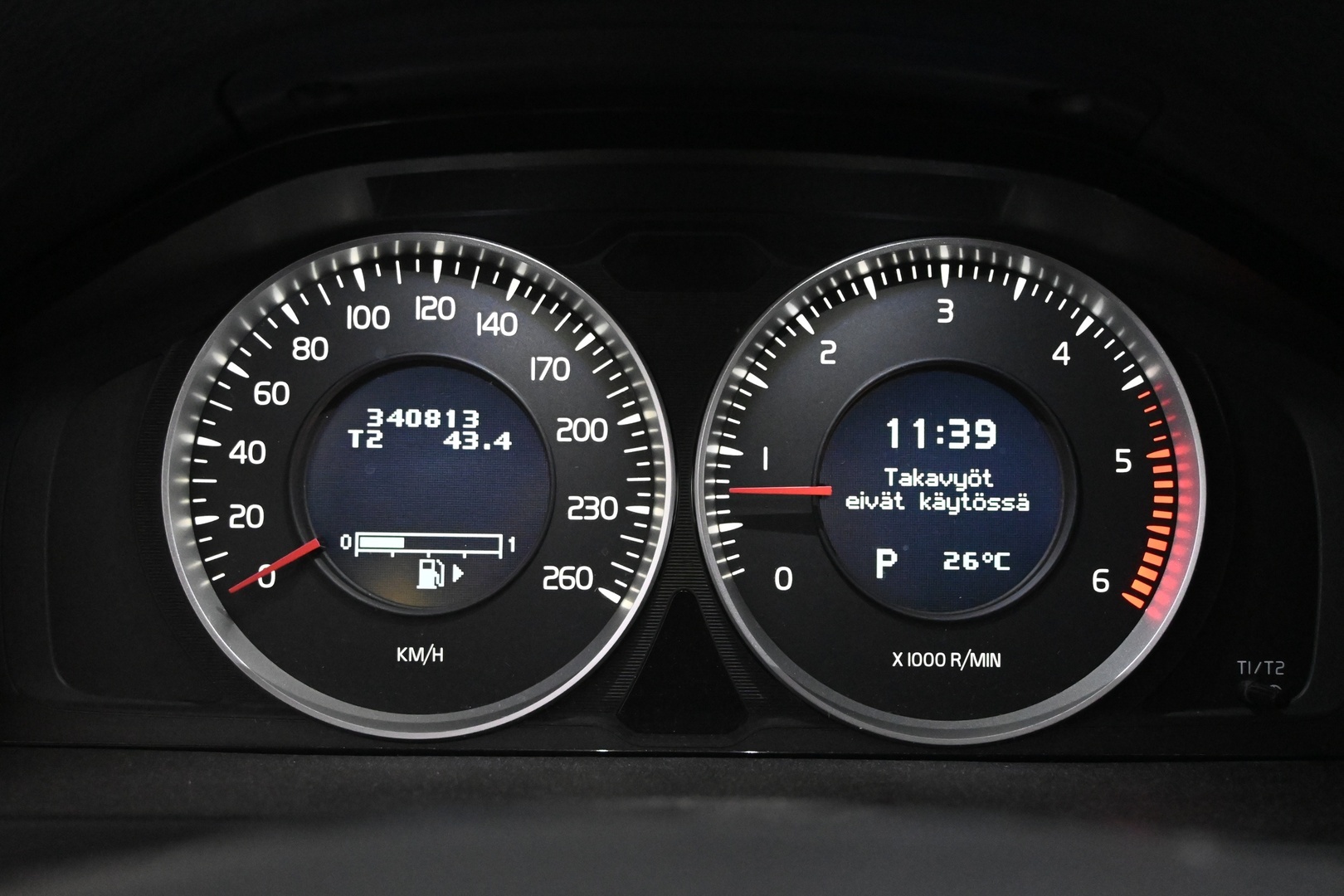 VOLVO V60 2013