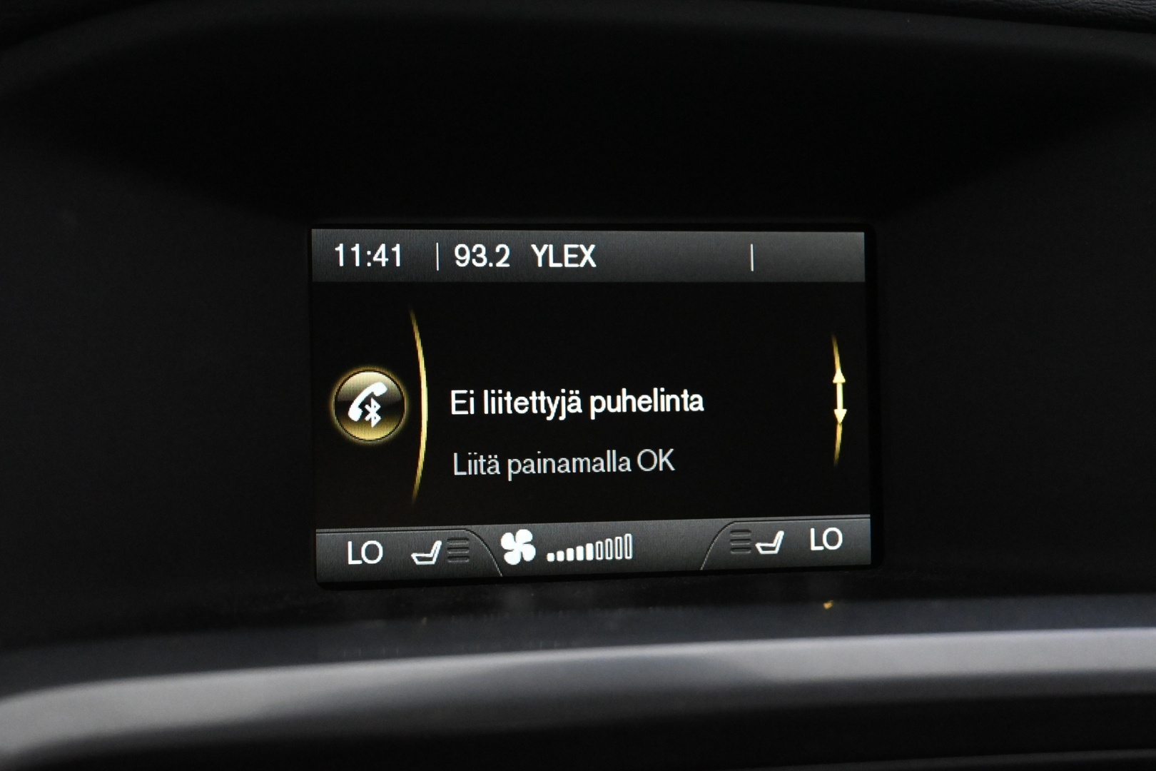 VOLVO V60 2013