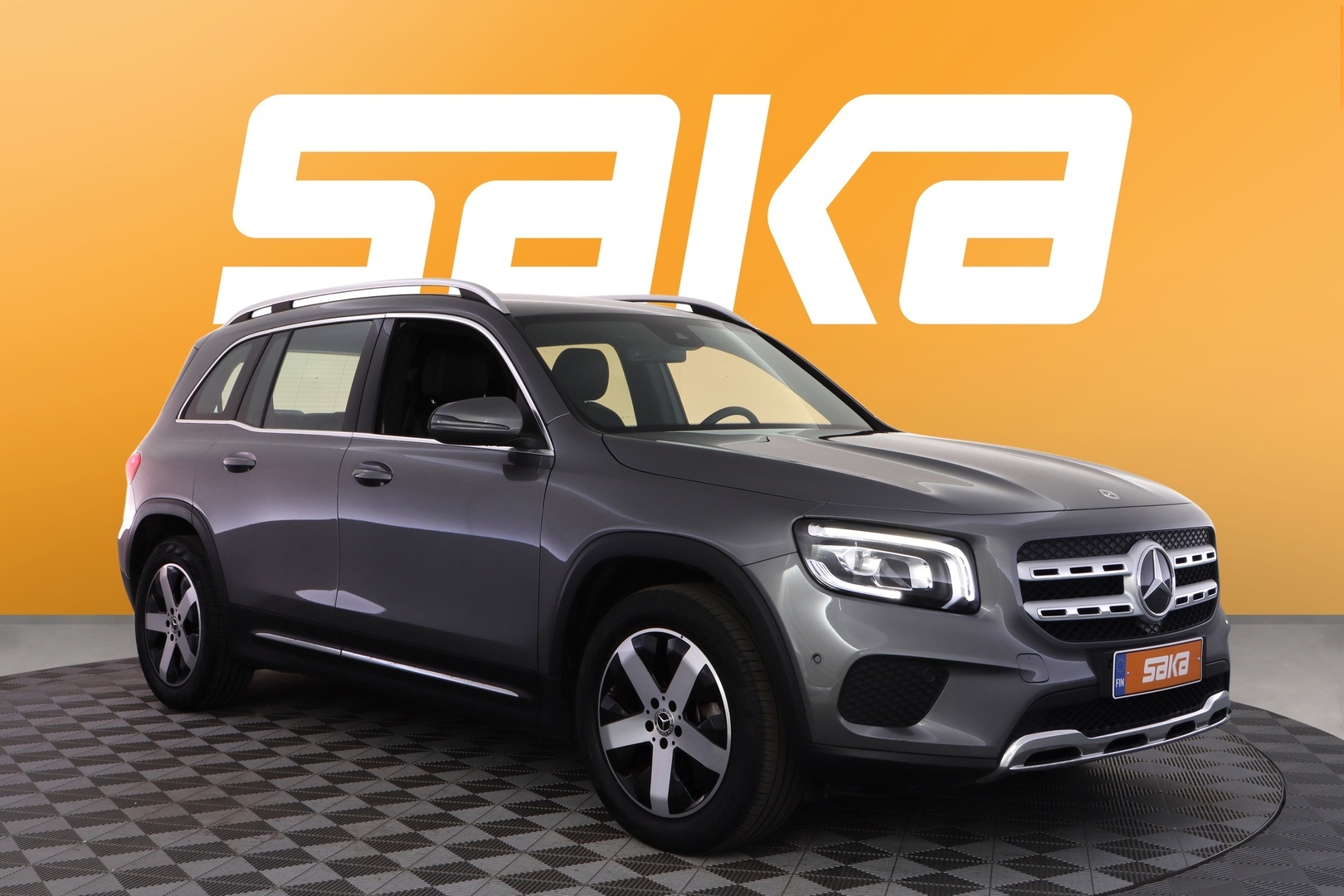 MERCEDES-BENZ GLB 2021