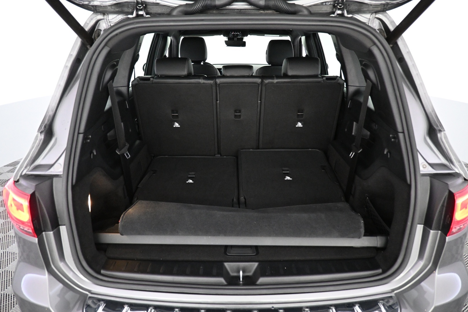 MERCEDES-BENZ GLB 2021