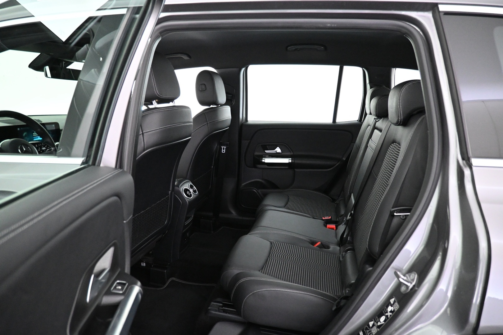 MERCEDES-BENZ GLB 2021