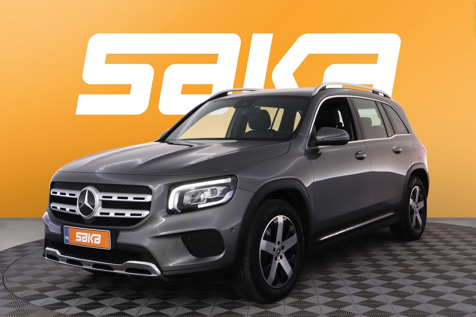 MERCEDES-BENZ GLB 2021