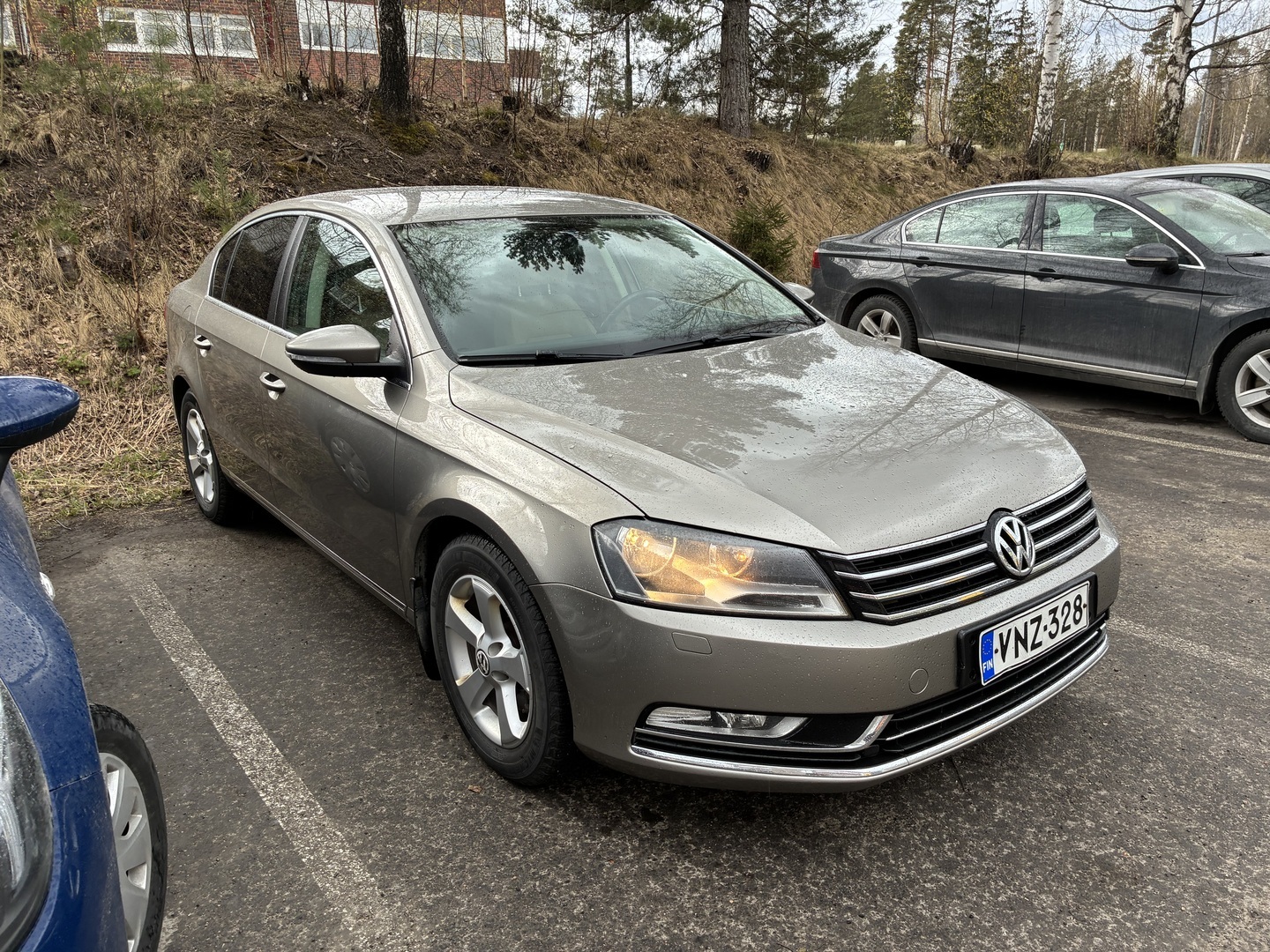 VOLKSWAGEN Passat 2012