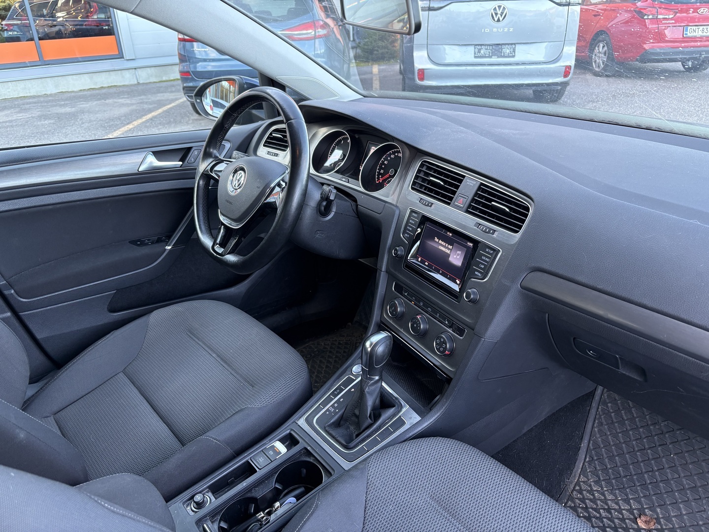 VOLKSWAGEN Golf 2013