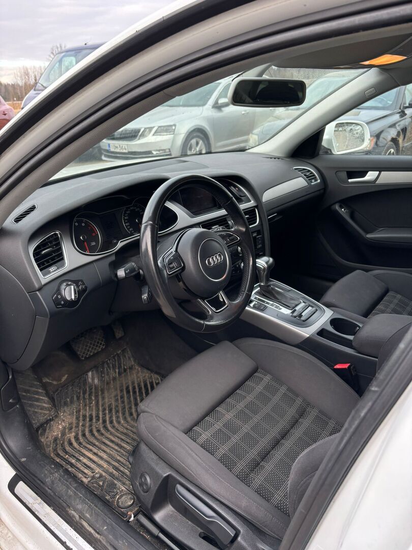 AUDI A4 2014