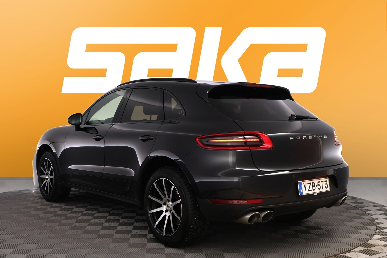 PORSCHE Macan 2015