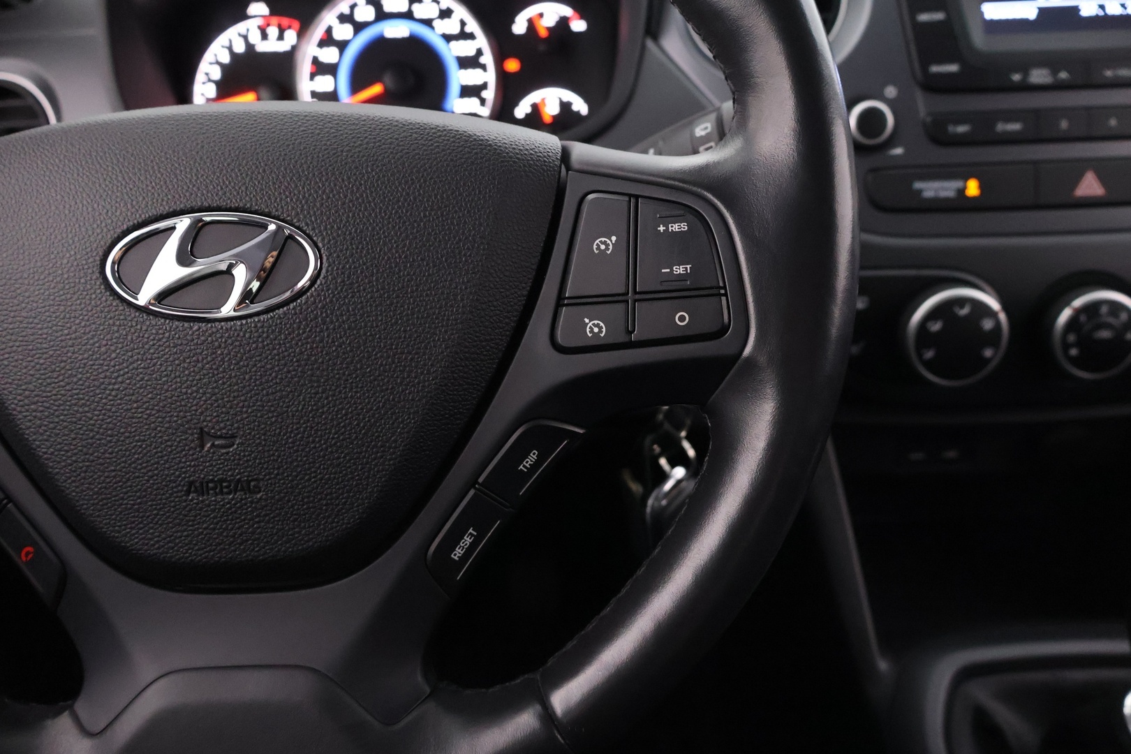 HYUNDAI i10 2018