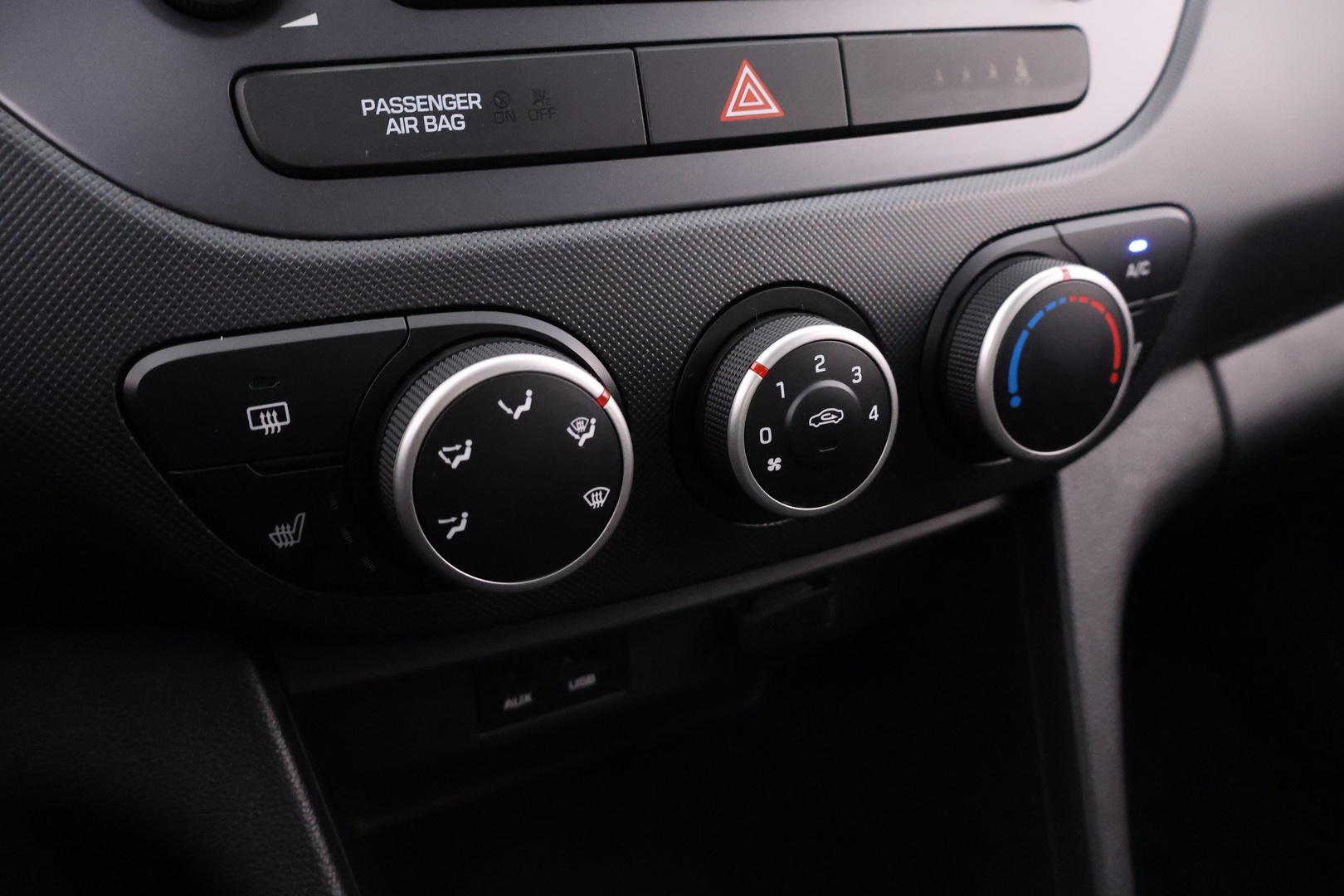 HYUNDAI i10 2018