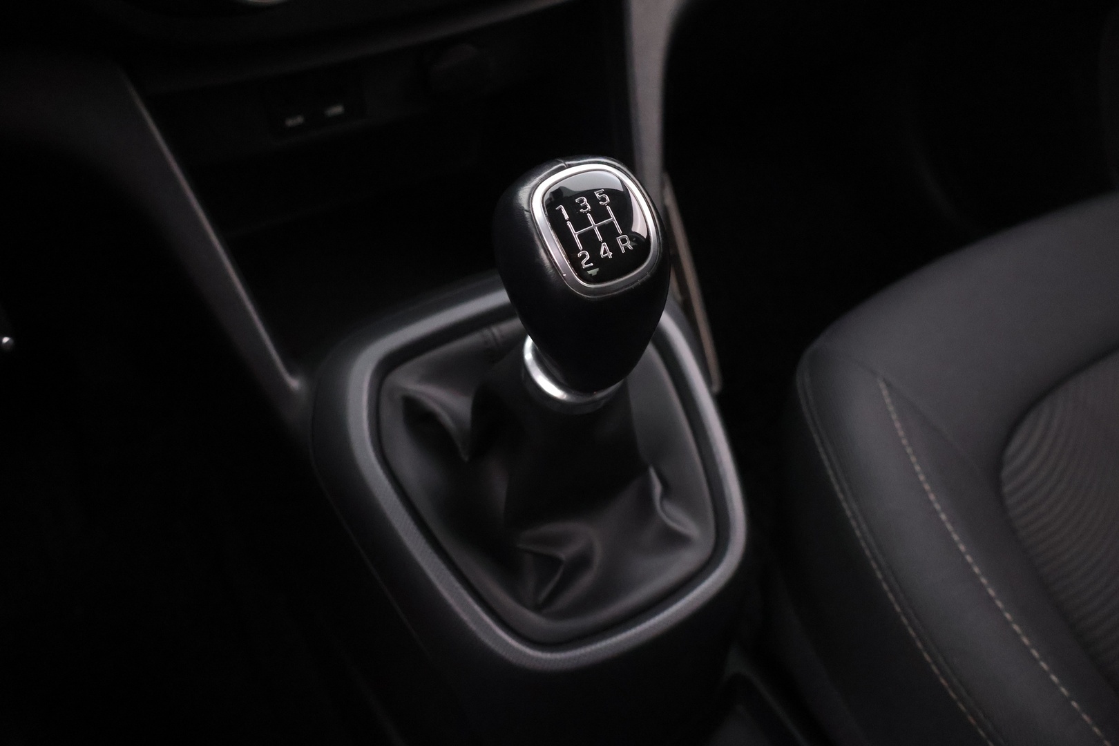 HYUNDAI i10 2018