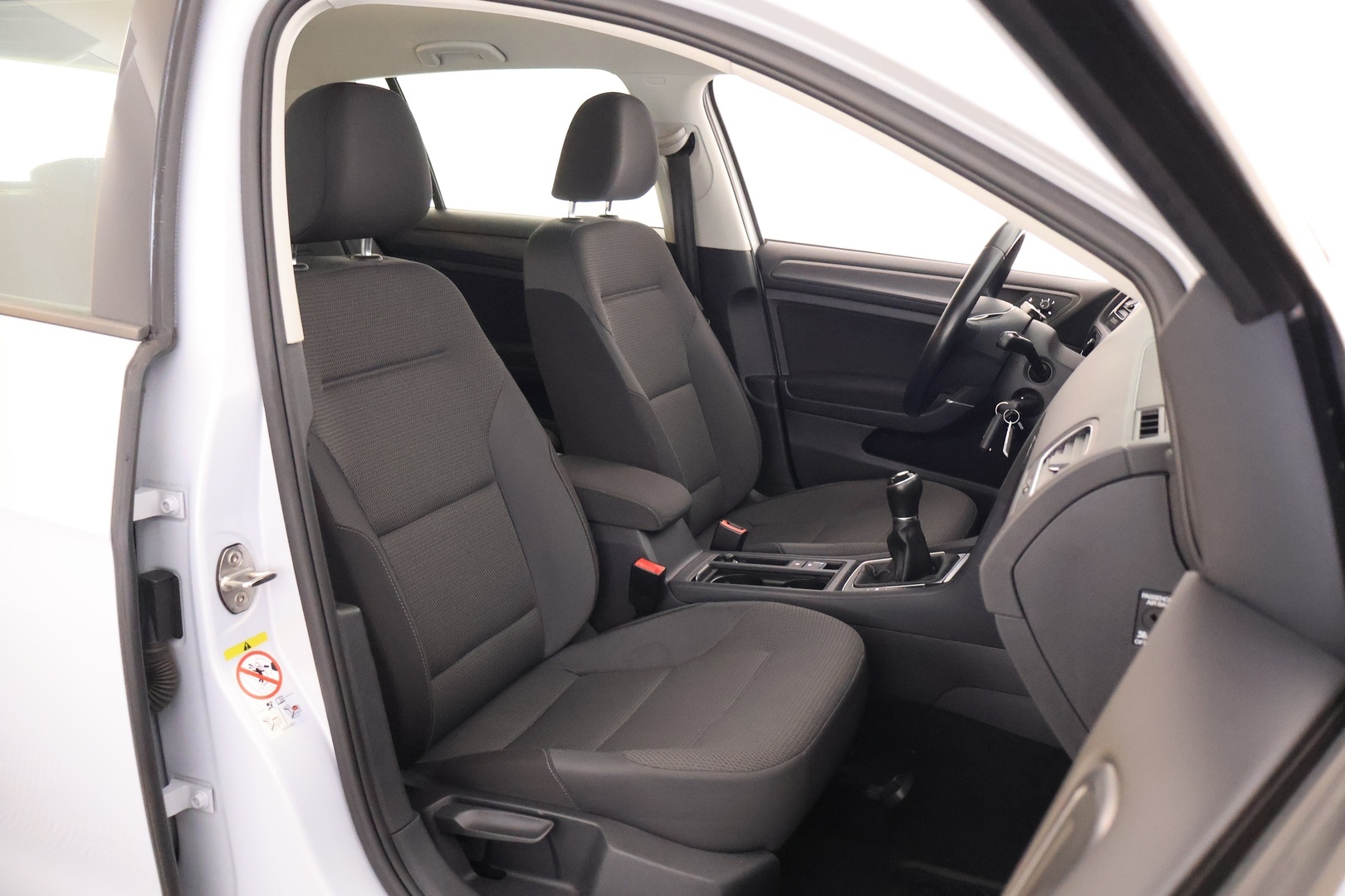 VOLKSWAGEN Golf 2018