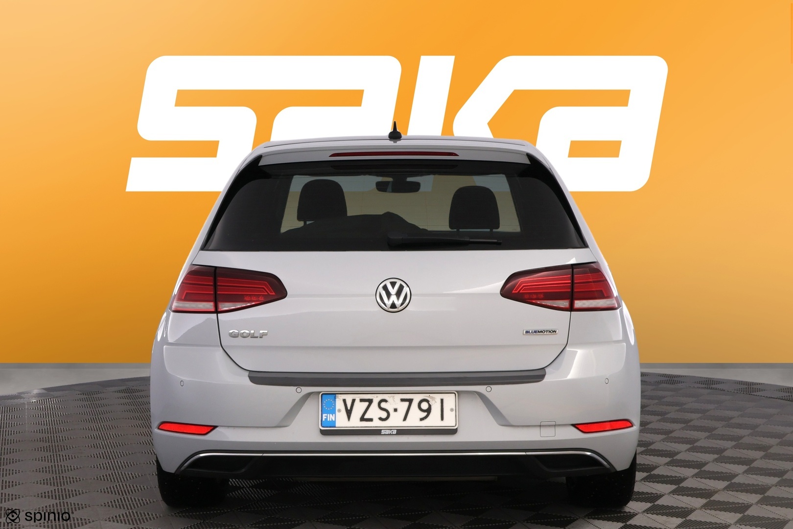 VOLKSWAGEN Golf 2018