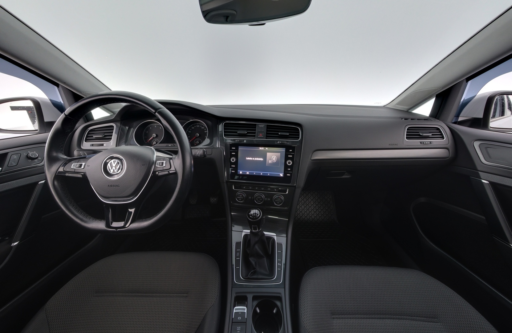 VOLKSWAGEN Golf 2018