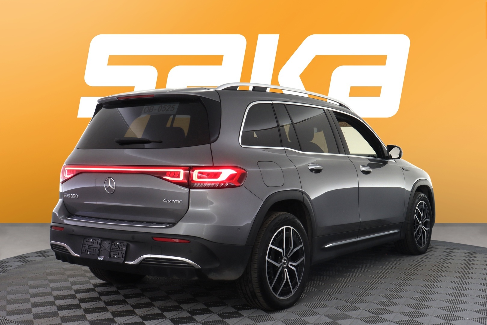 MERCEDES-BENZ EQB 2022