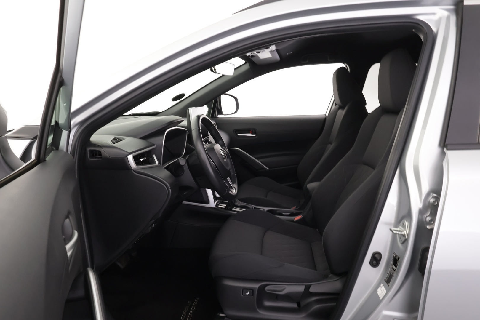 TOYOTA Corolla Cross 2023