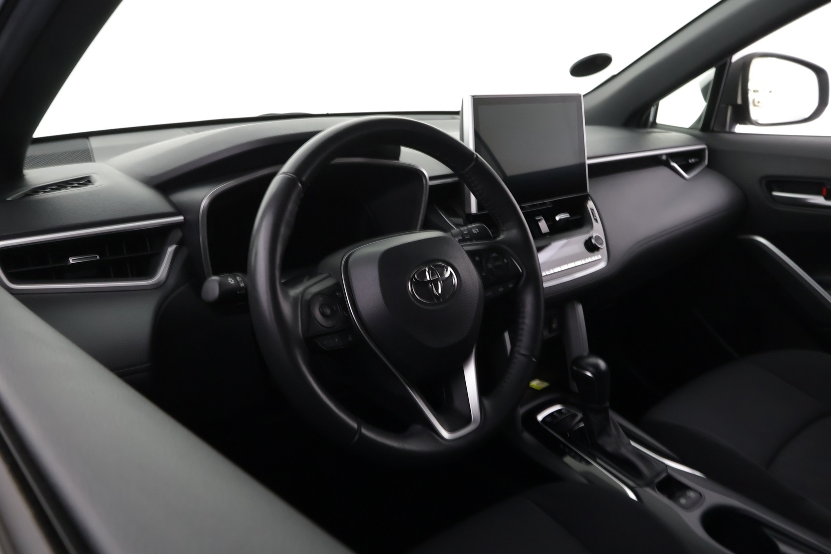 TOYOTA Corolla Cross 2023