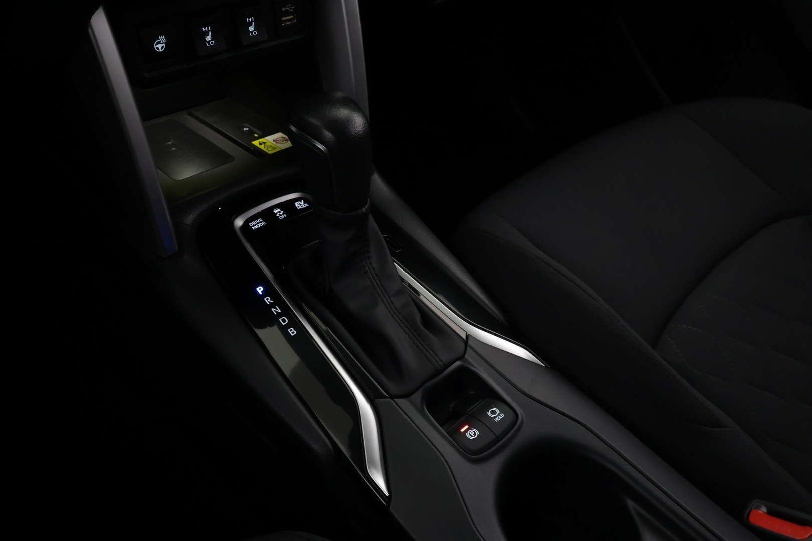 TOYOTA Corolla Cross 2023