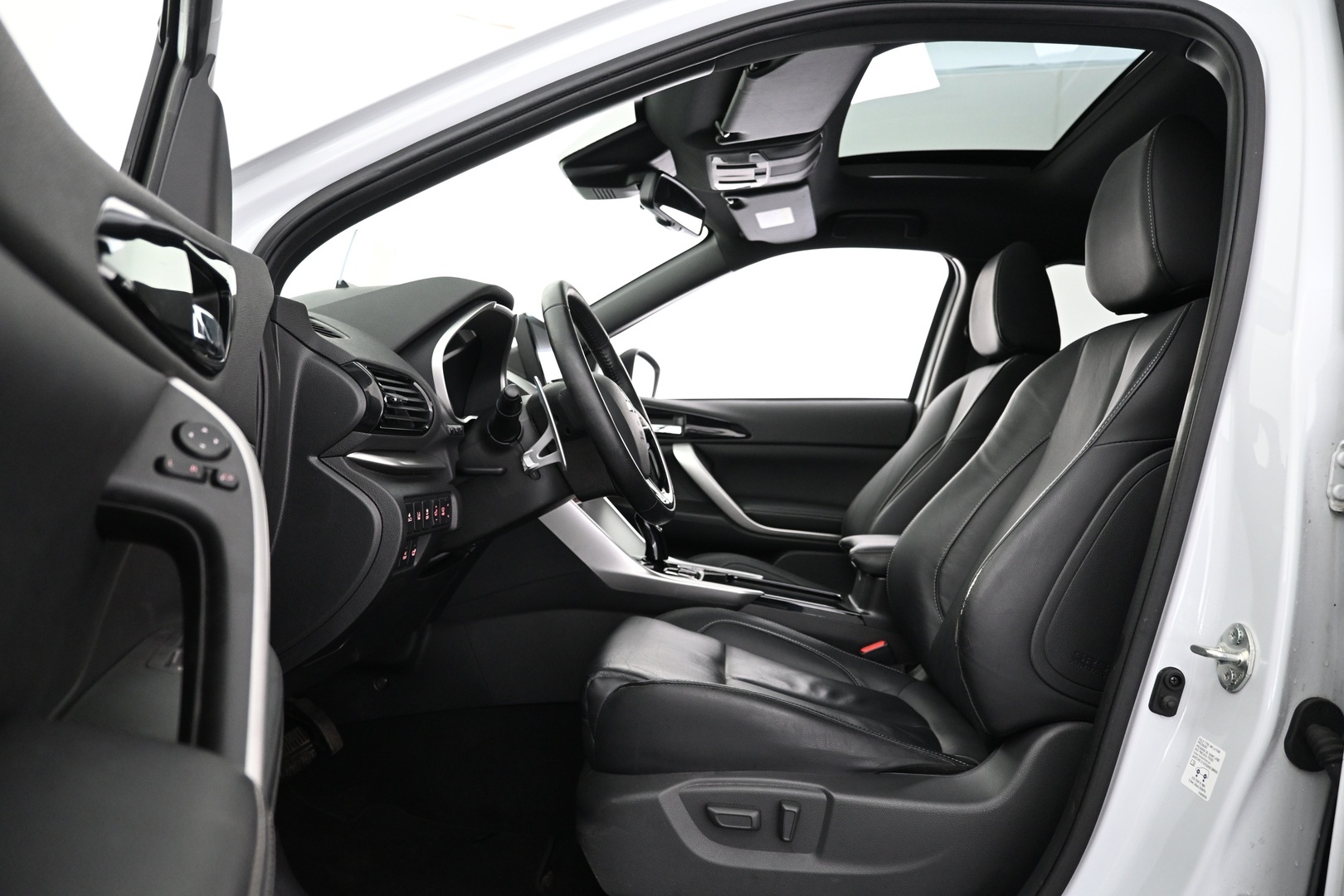 MITSUBISHI Eclipse Cross 2022