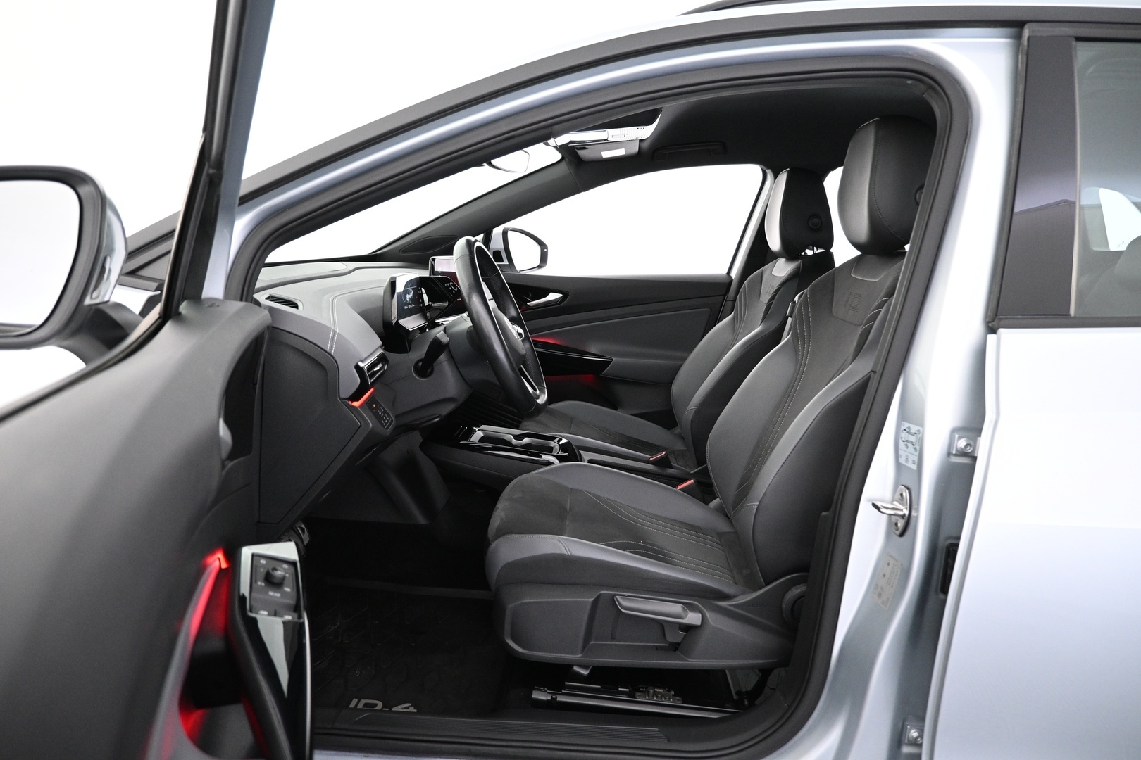 VOLKSWAGEN ID.4 2023