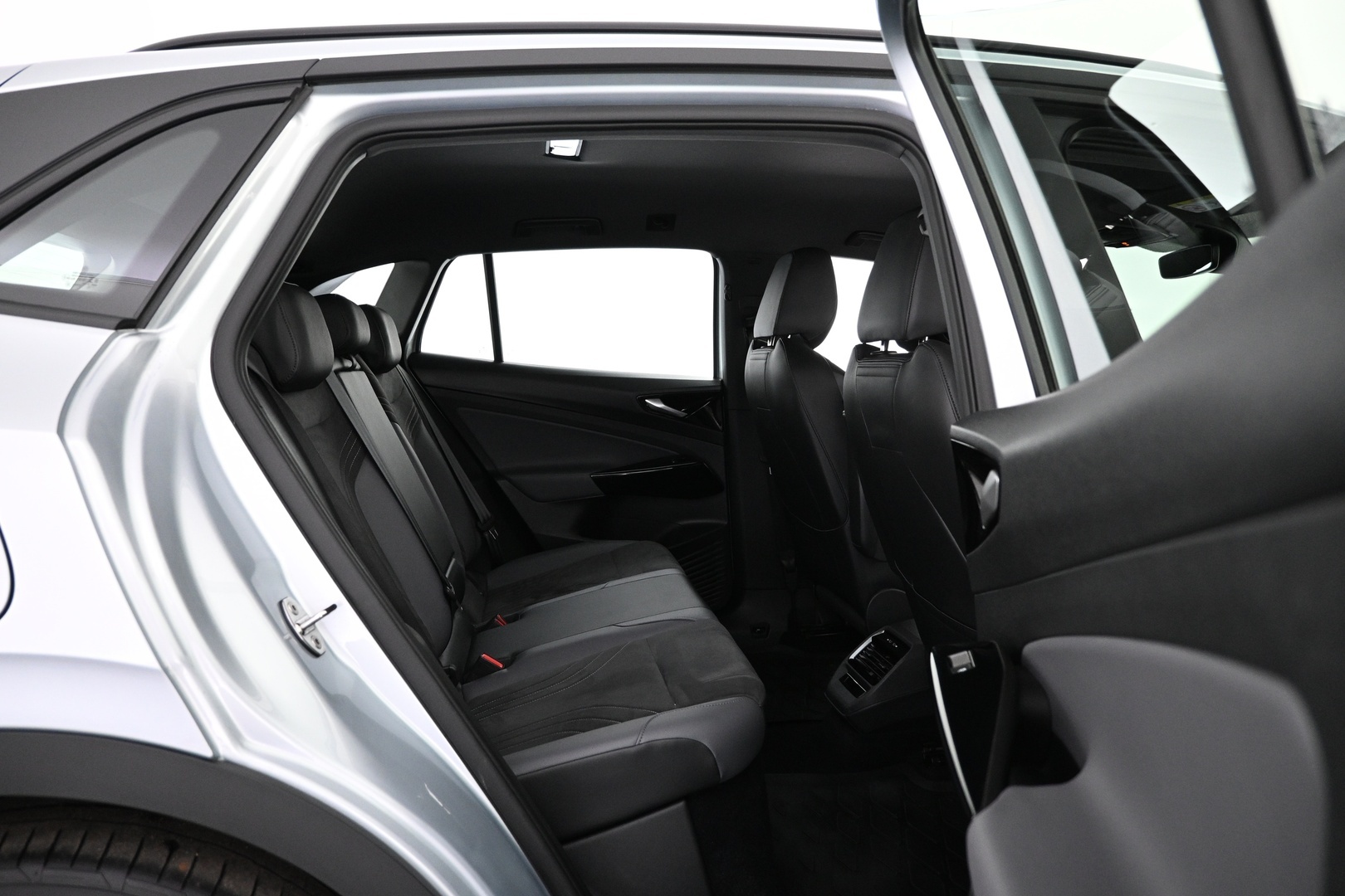 VOLKSWAGEN ID.4 2023