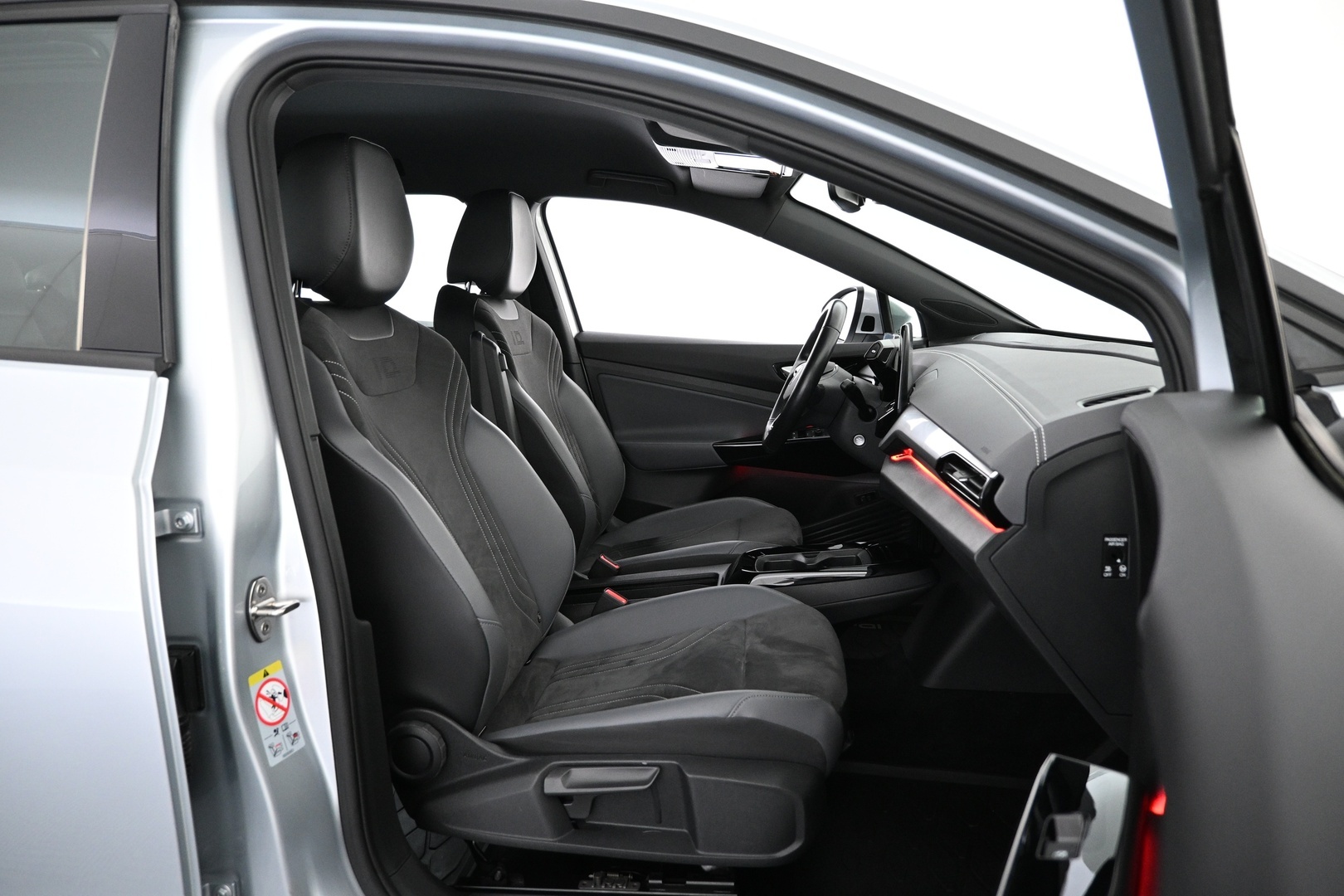 VOLKSWAGEN ID.4 2023