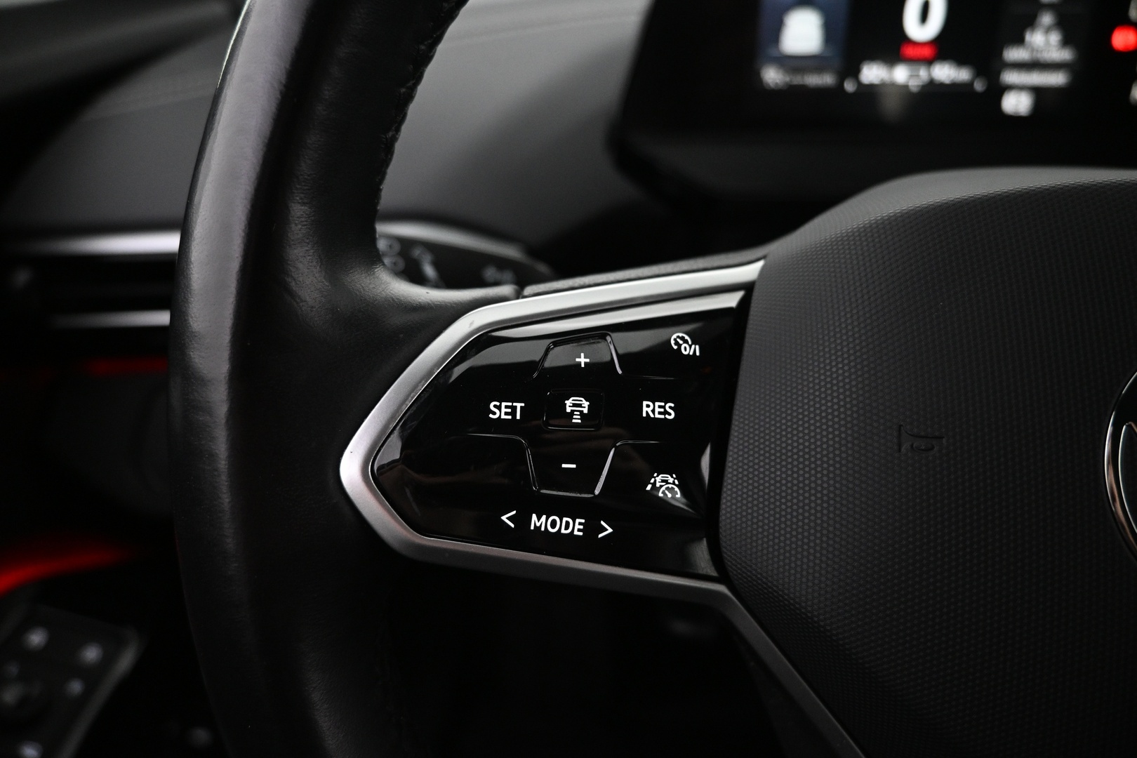 VOLKSWAGEN ID.4 2023