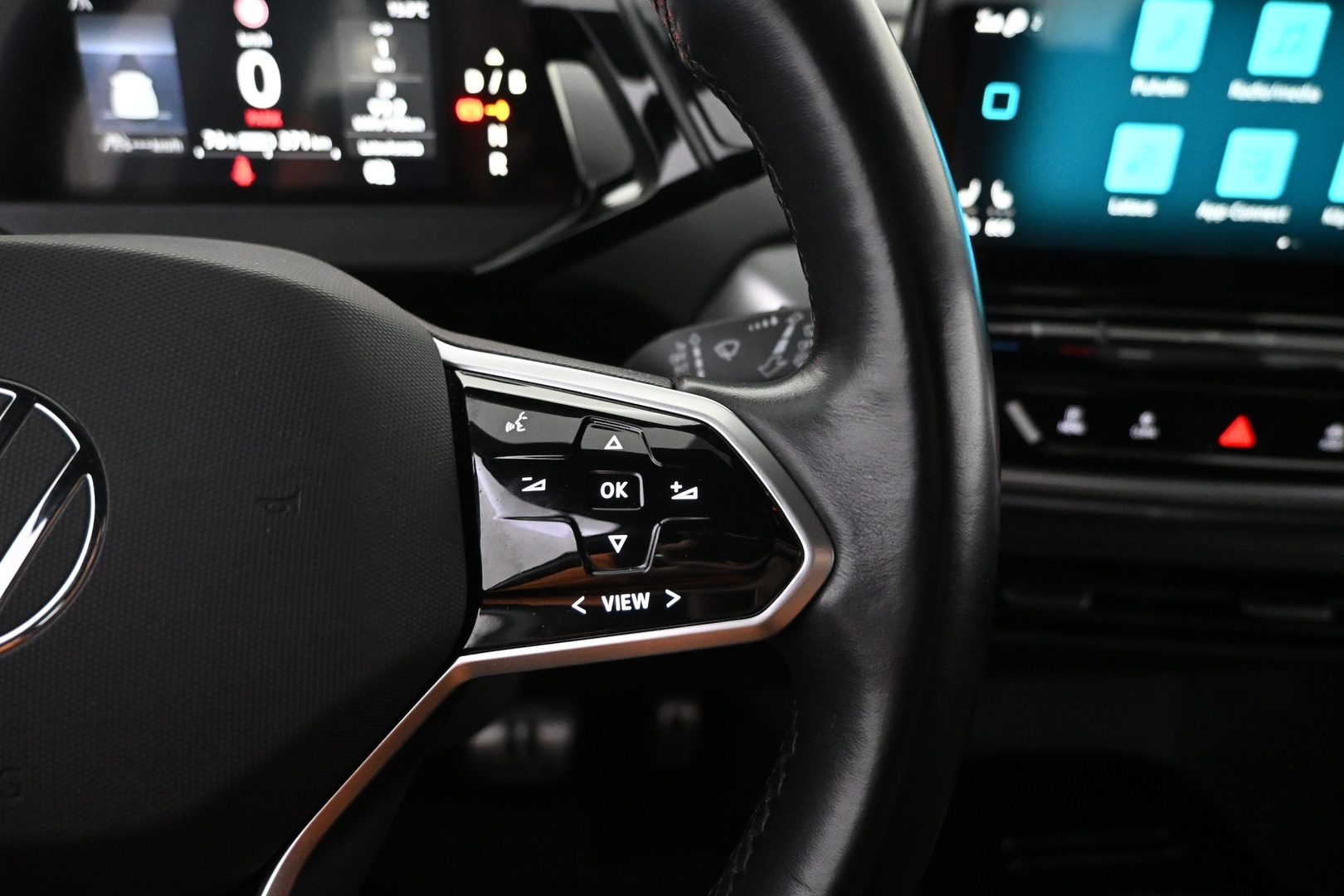 VOLKSWAGEN ID.4 2023