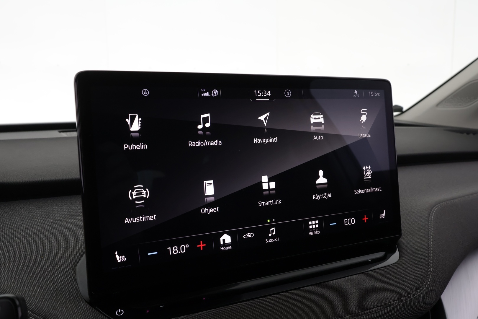SKODA Enyaq 2023