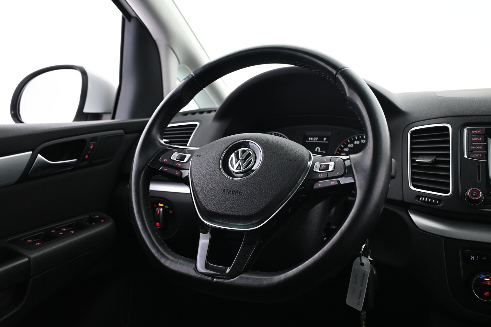VOLKSWAGEN Sharan 2016