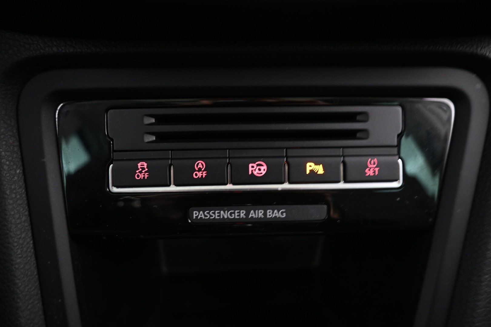 VOLKSWAGEN Sharan 2016