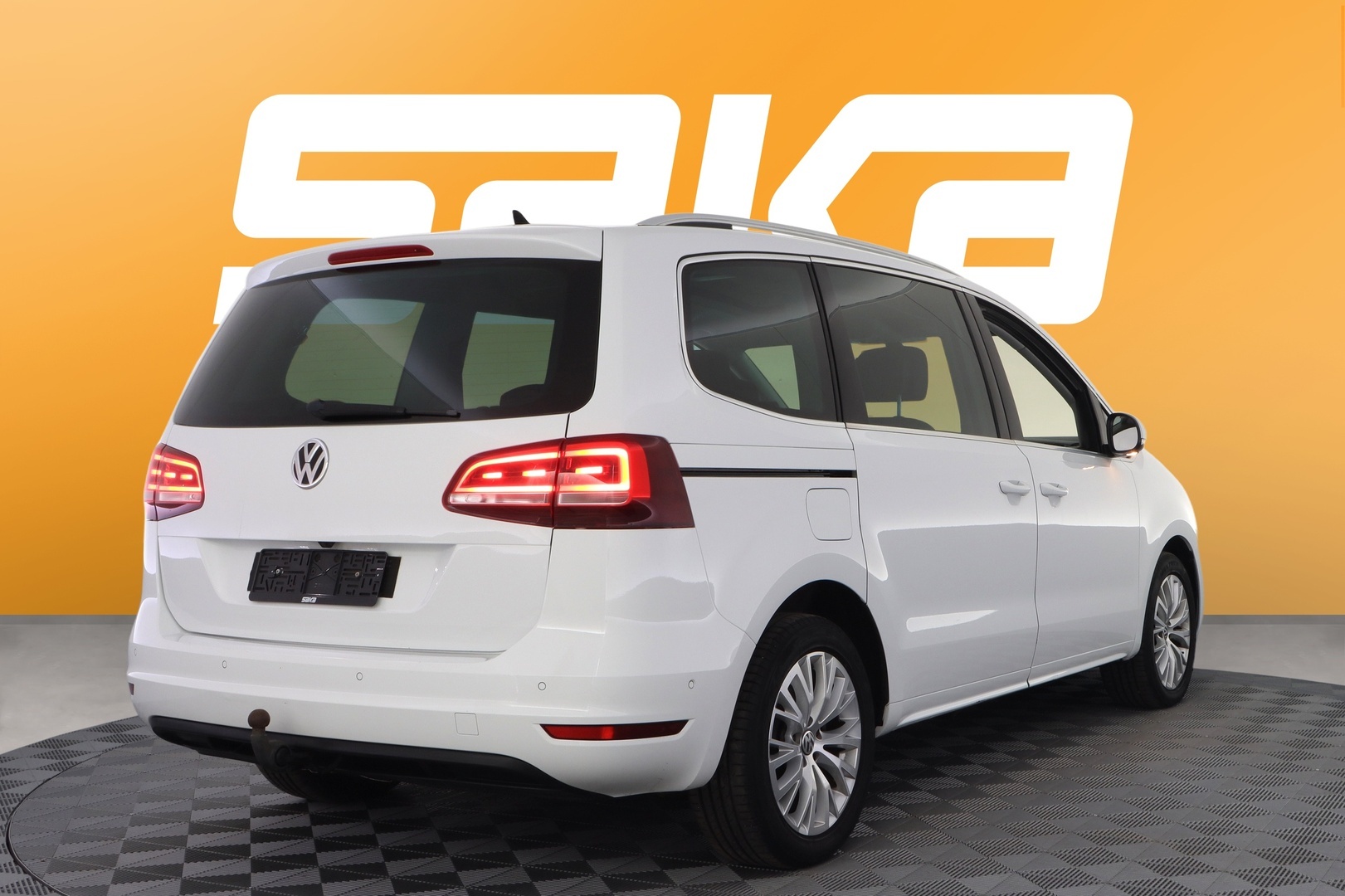 VOLKSWAGEN Sharan 2016