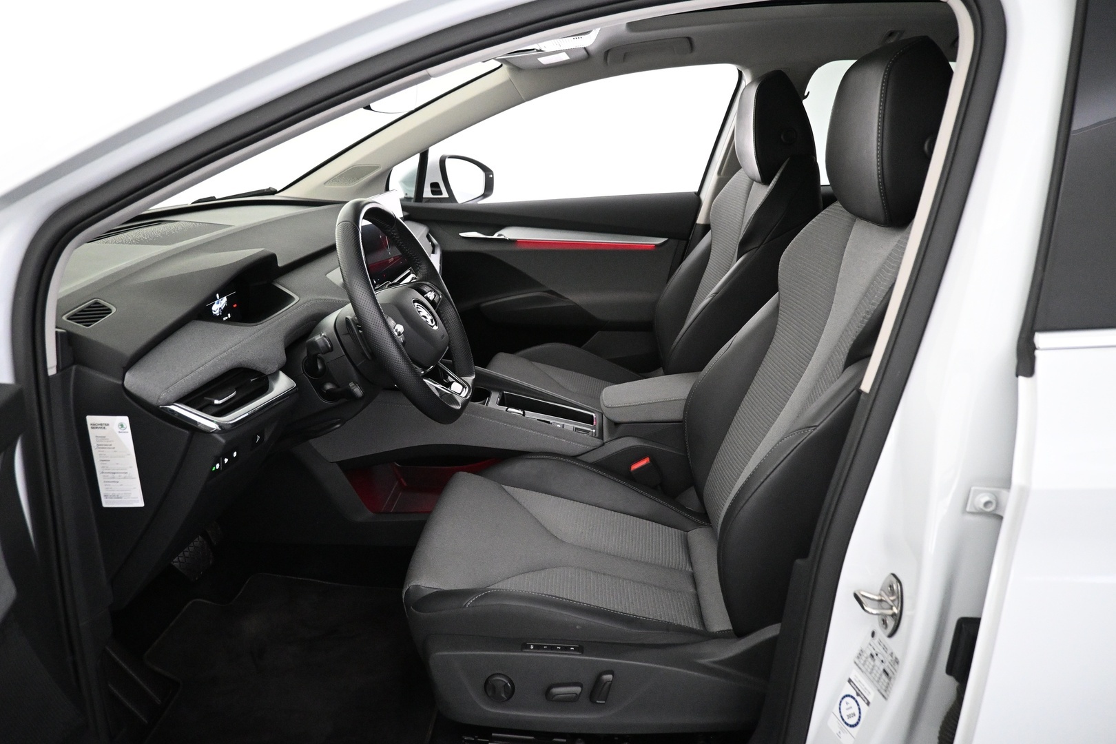 SKODA Enyaq 2023
