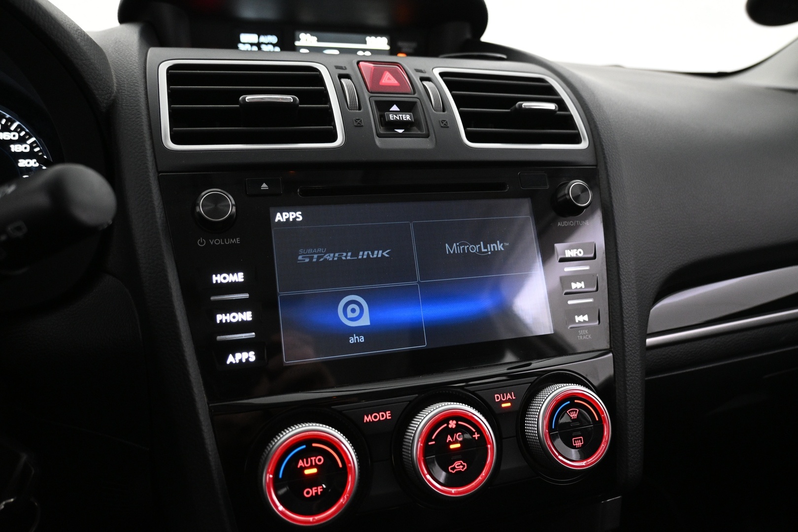 SUBARU Forester 2017