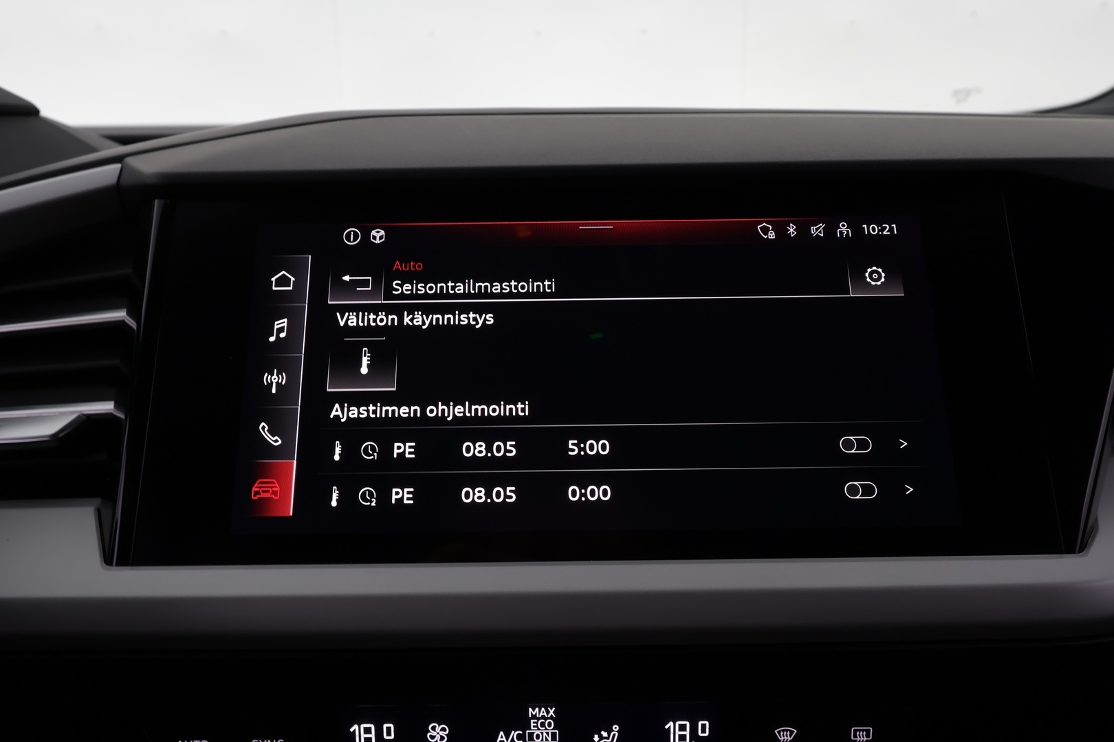 AUDI Q4 e-tron 2022