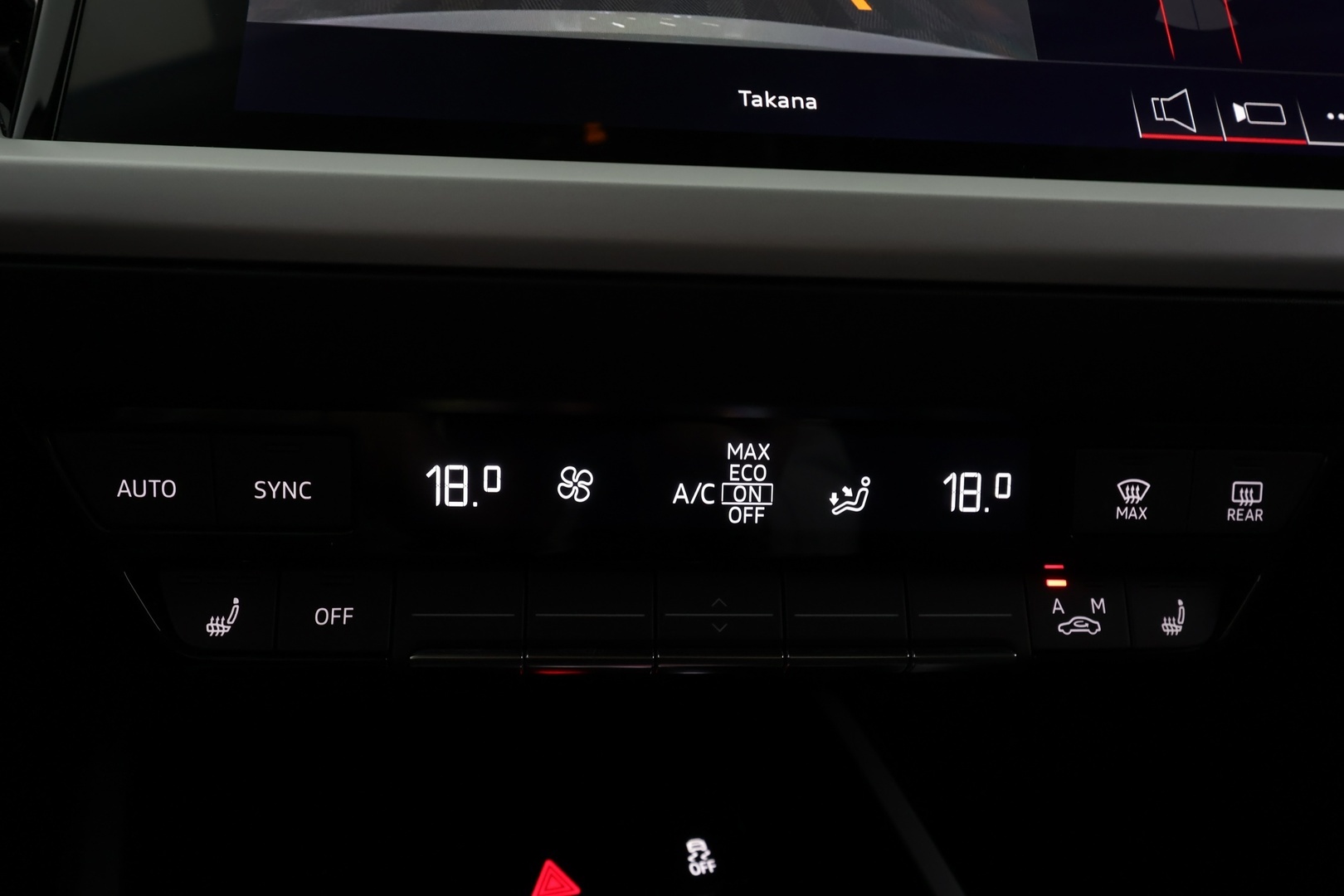 AUDI Q4 e-tron 2022