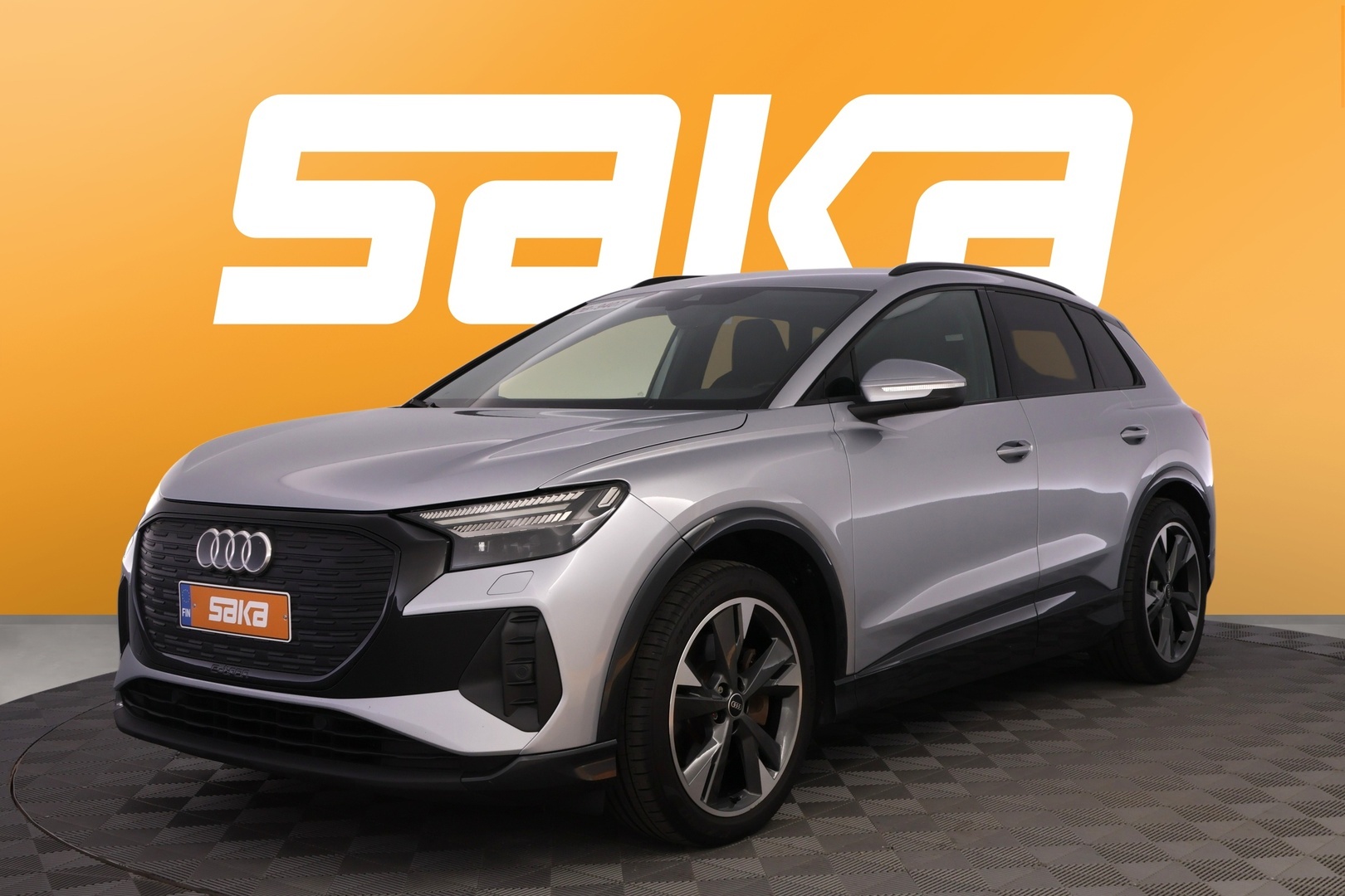 AUDI Q4 e-tron 2022