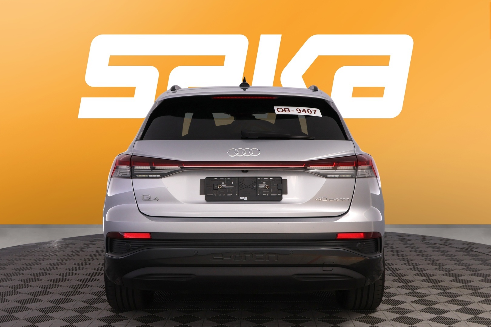 AUDI Q4 e-tron 2022