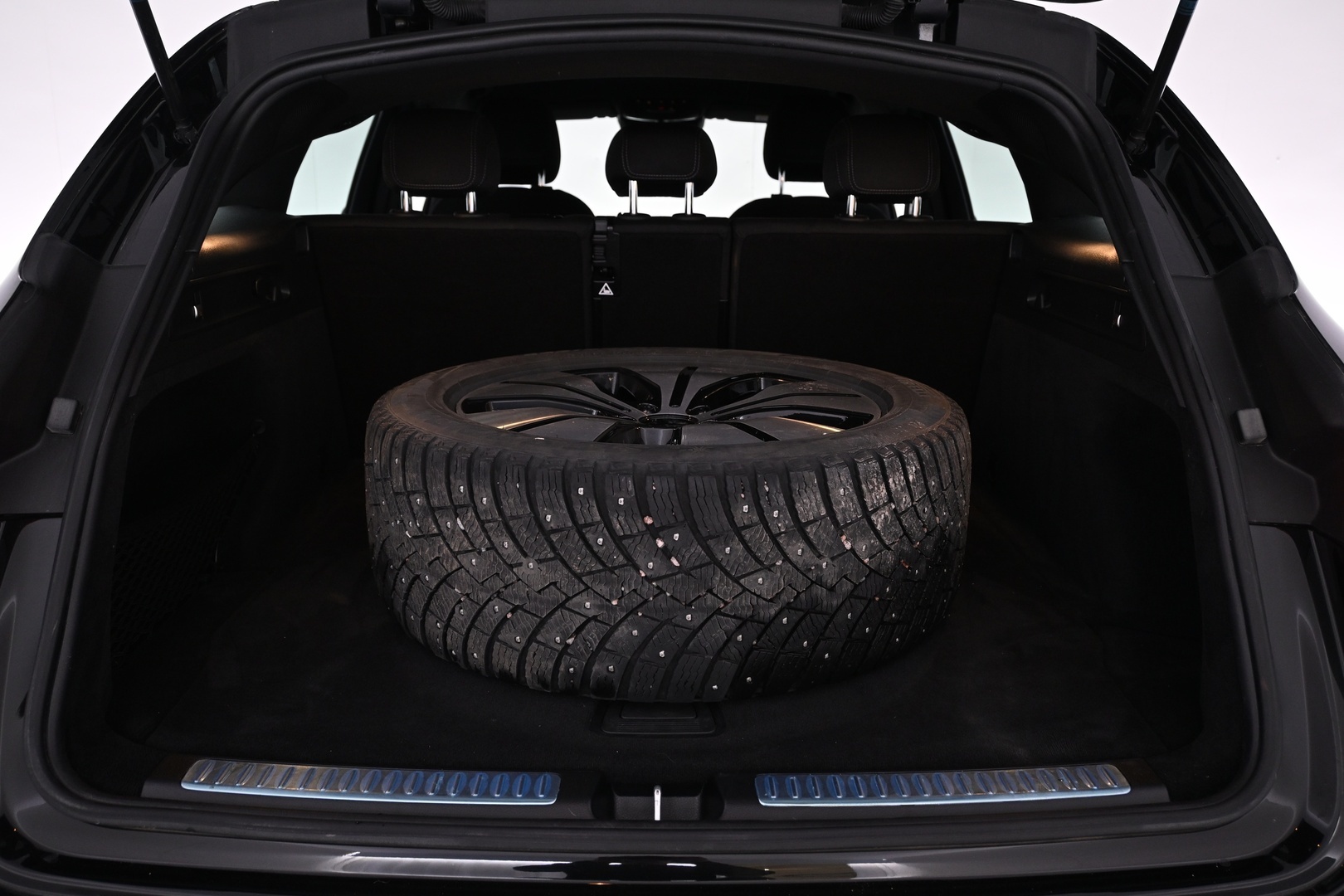 MERCEDES-BENZ EQC 2022