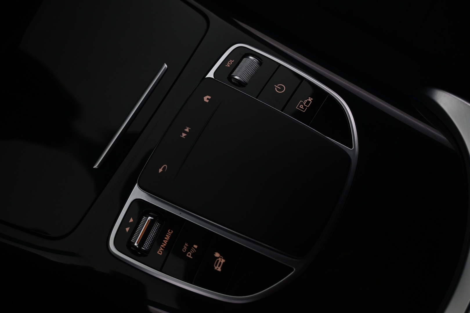 MERCEDES-BENZ EQC 2022