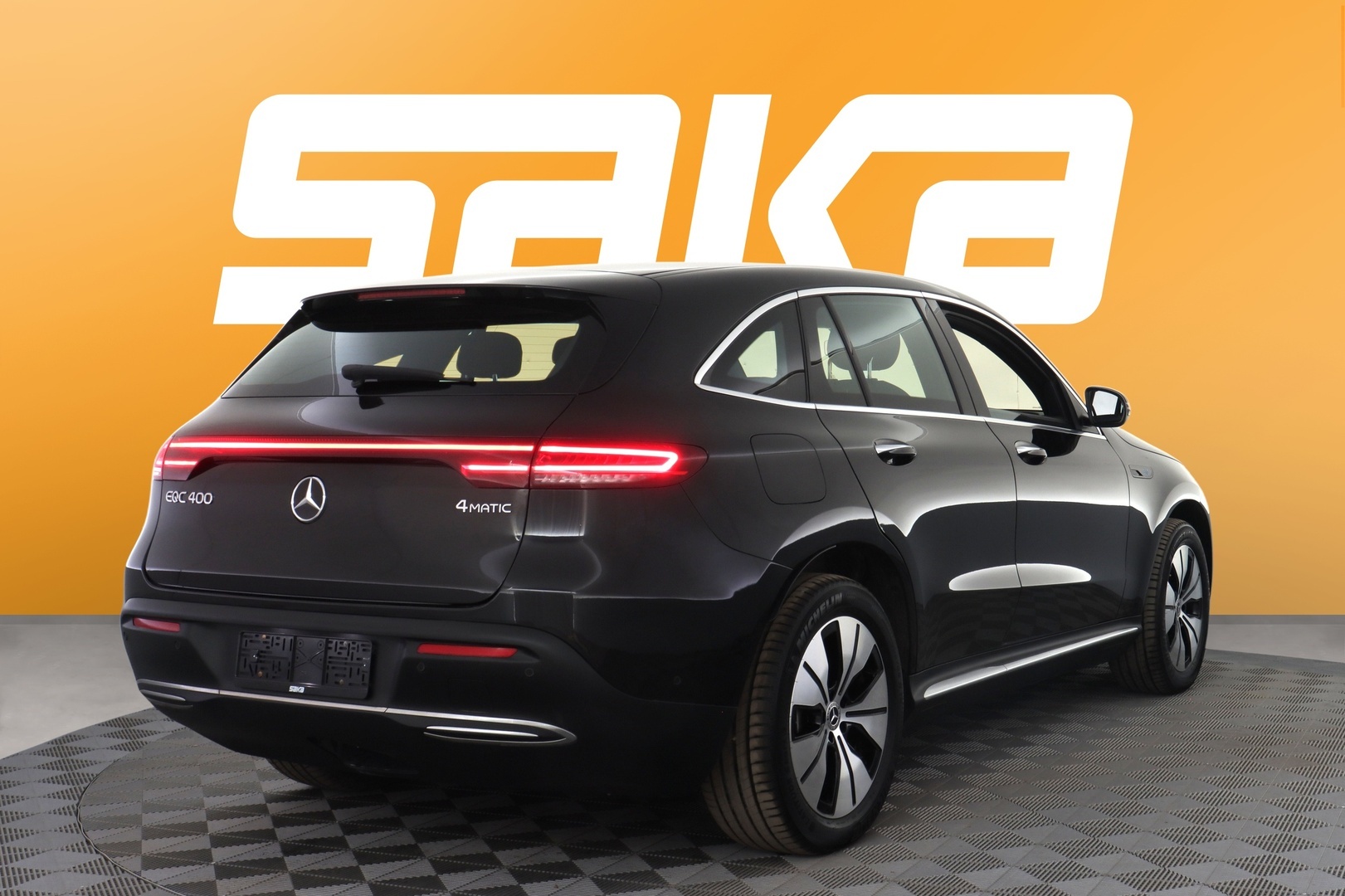 MERCEDES-BENZ EQC 2022