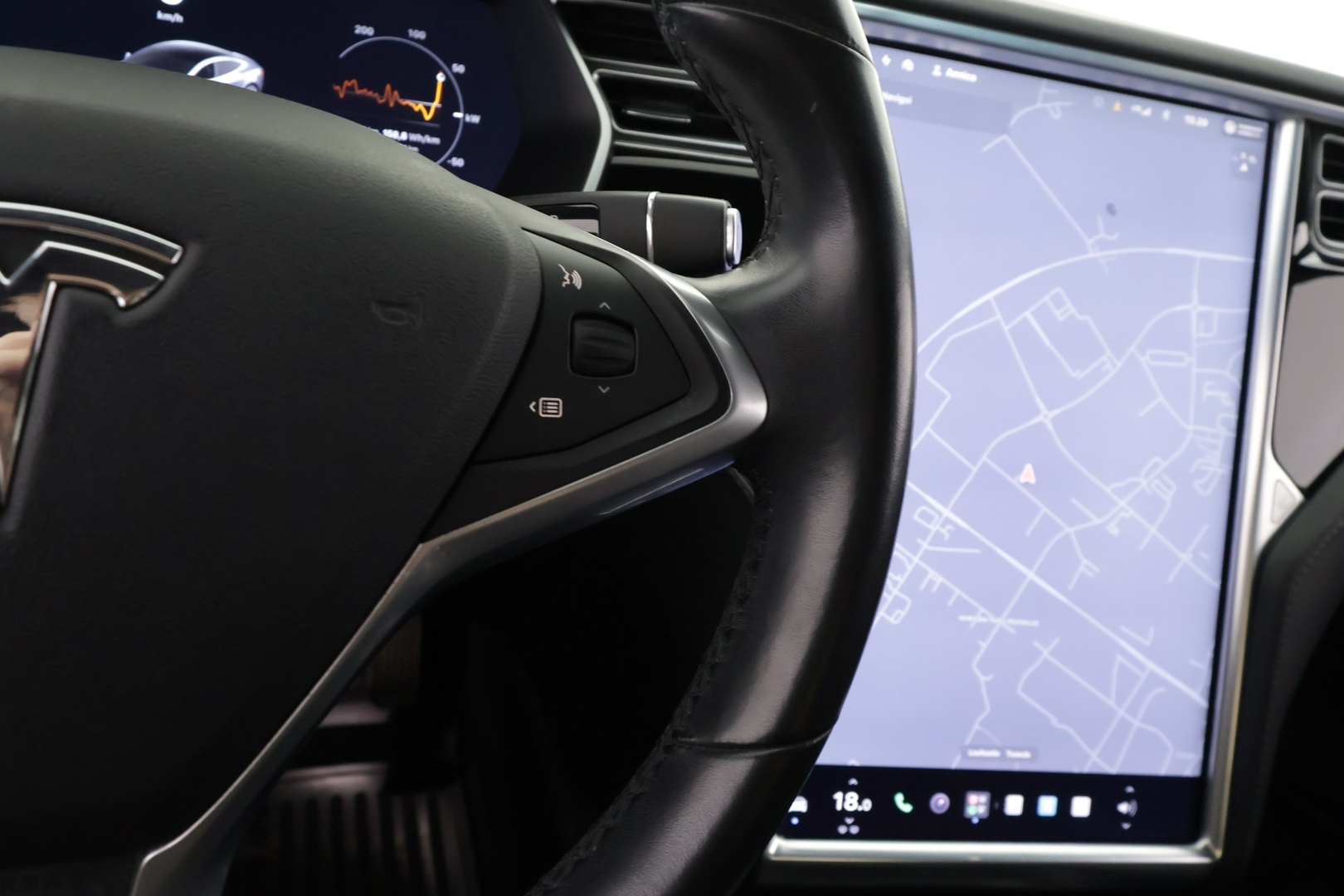 TESLA Model S 2018