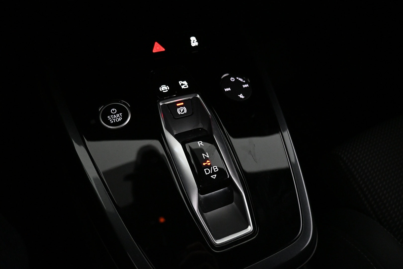 AUDI Q4 e-tron 2023