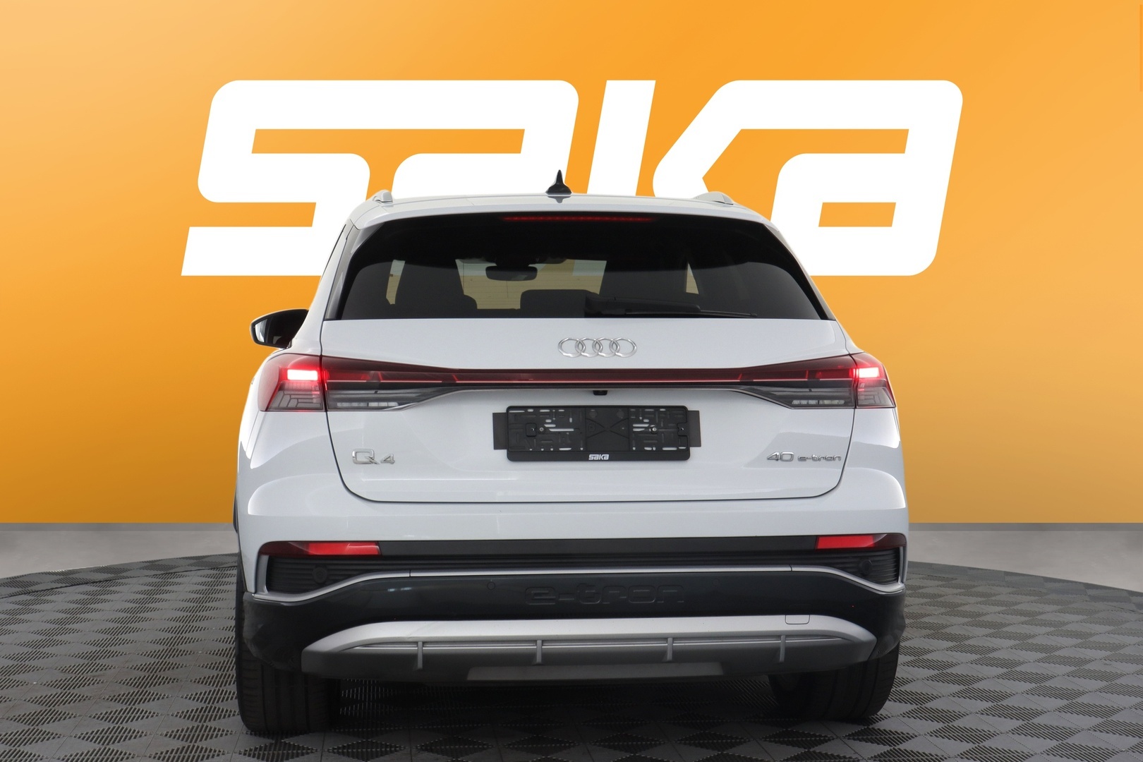 AUDI Q4 e-tron 2023