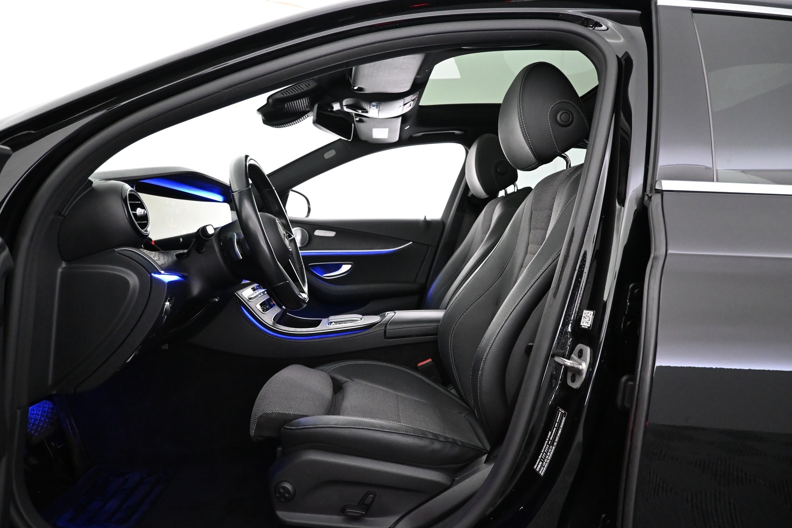 MERCEDES-BENZ E 2021